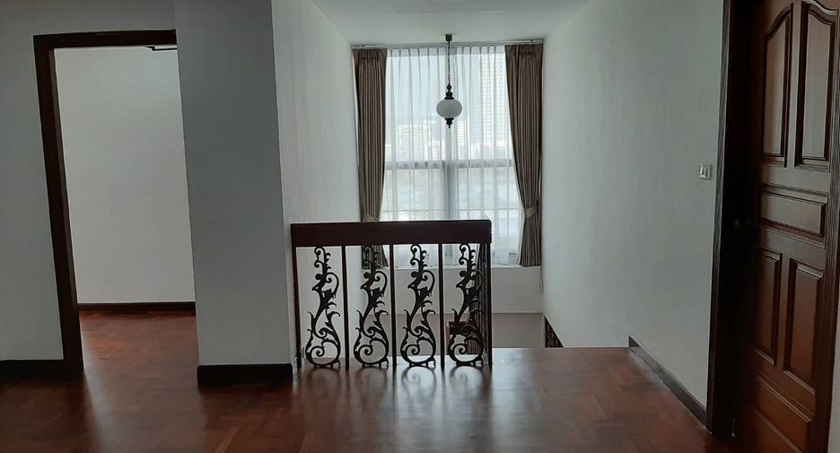 Wohnung zur Miete mit 4 Zimmer in Khlong Toei, Bangkok