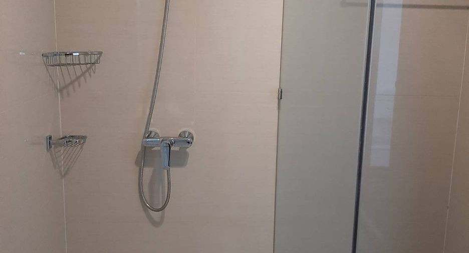 Wohnung zur Miete mit 4 Zimmer in Khlong Toei, Bangkok
