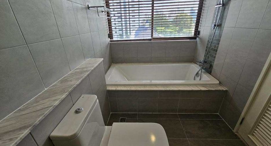 Wohnung zur Miete mit 3 Zimmer in Watthana, Bangkok
