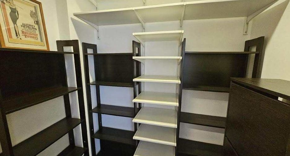 Wohnung zur Miete mit 3 Zimmer in Watthana, Bangkok