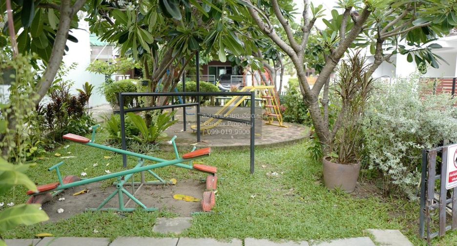 出租 3 卧室 联排别墅 在 Pak Kret, Nonthaburi