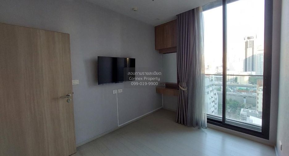 For rent 2 bedrooms condo in Pathum Wan, Bangkok