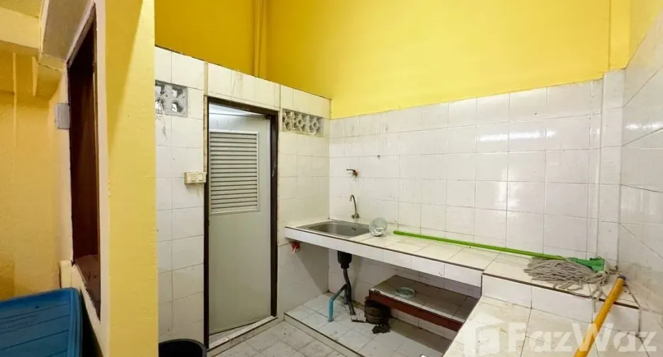 Gewerbefläche zum Kauf mit 1 Zimmer in Sathon, Bangkok