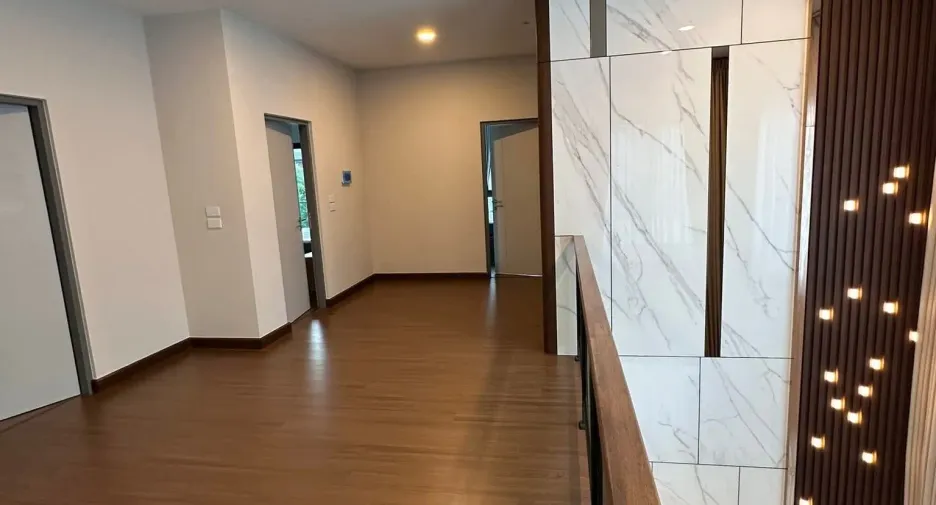 出租 4 卧室 独立屋 在 Bang Phli, Samut Prakan