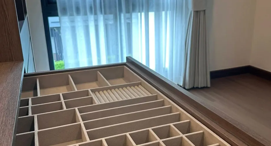 出租 4 卧室 独立屋 在 Bang Phli, Samut Prakan