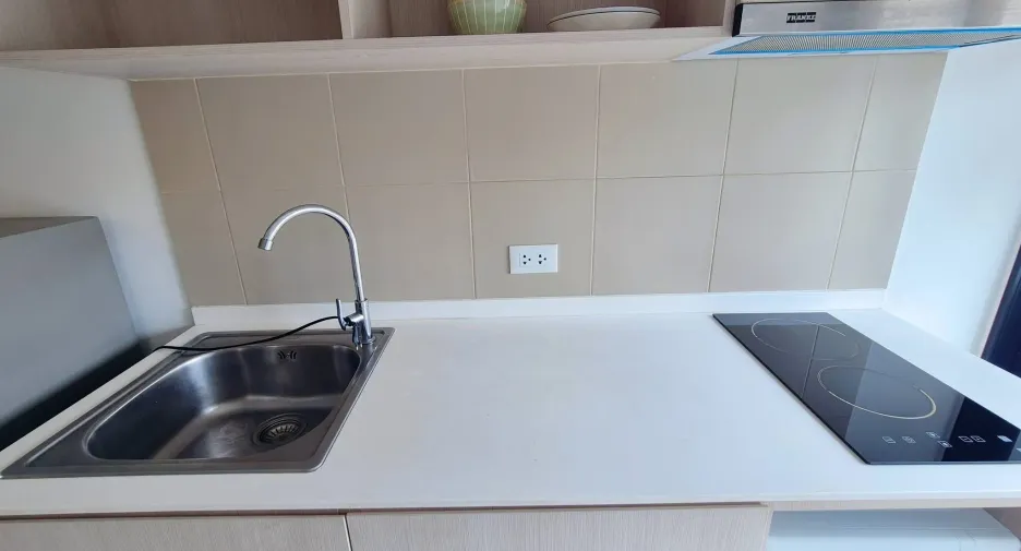 Wohnung zur Miete mit 1 Zimmer in Wang Thonglang, Bangkok