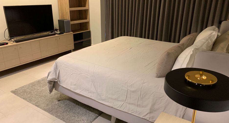 Wohnung zur Miete mit 3 Zimmer in Sathon, Bangkok