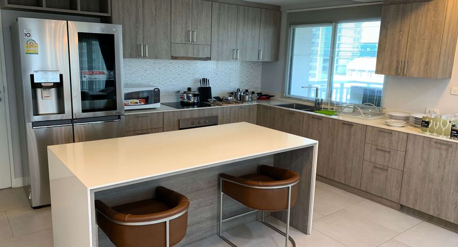 Wohnung zur Miete mit 3 Zimmer in Sathon, Bangkok