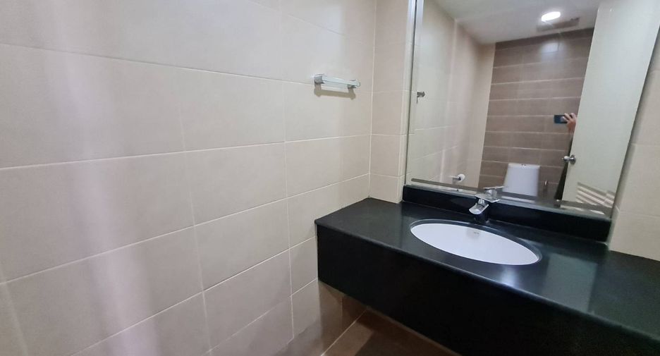 For rent 2 ベッドルーム condo in Watthana, Bangkok