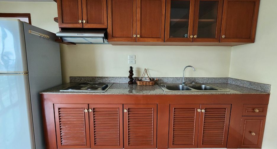 For rent 2 ベッドルーム condo in Watthana, Bangkok