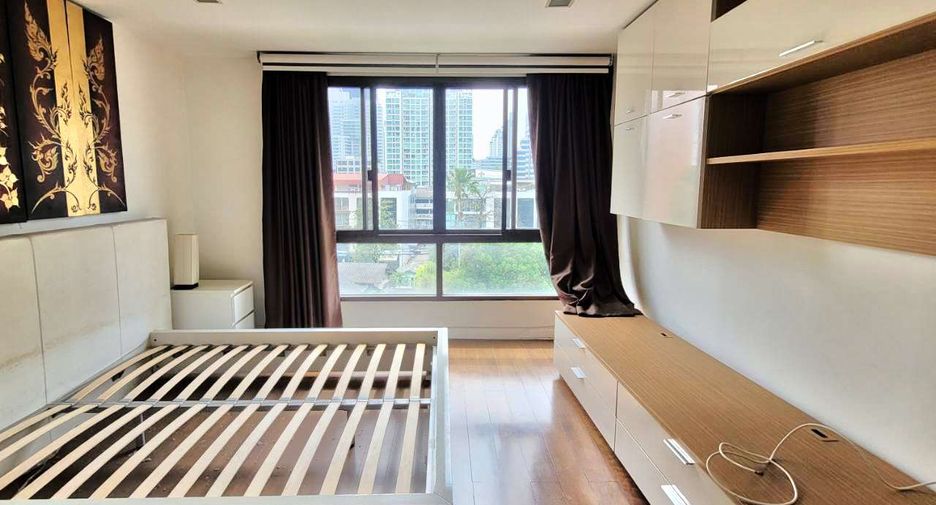 À louer 2 chambres condo à Watthana, Bangkok