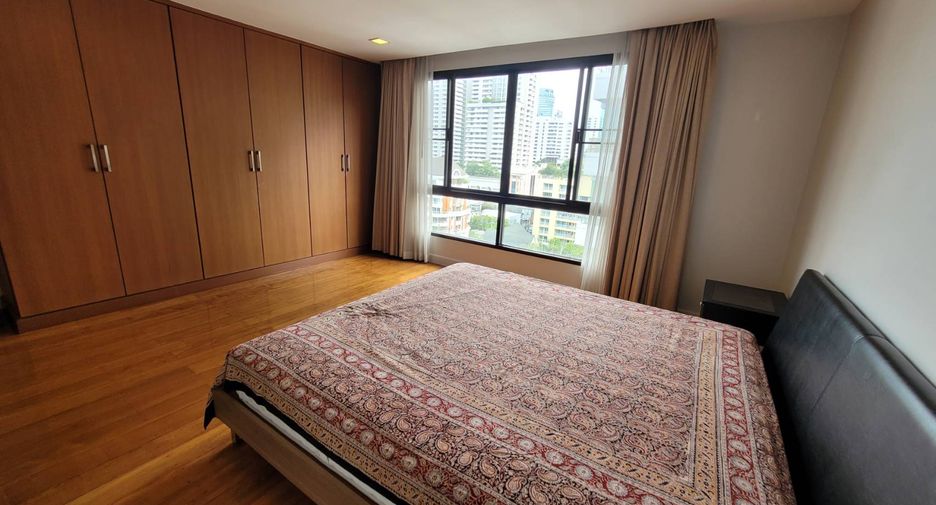 For rent 2 ベッドルーム condo in Watthana, Bangkok