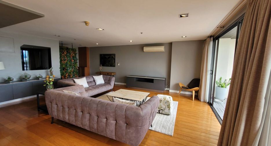 For rent 2 ベッドルーム condo in Watthana, Bangkok