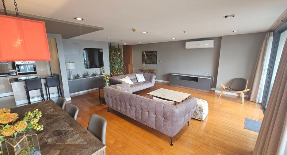 For rent 2 ベッドルーム condo in Watthana, Bangkok