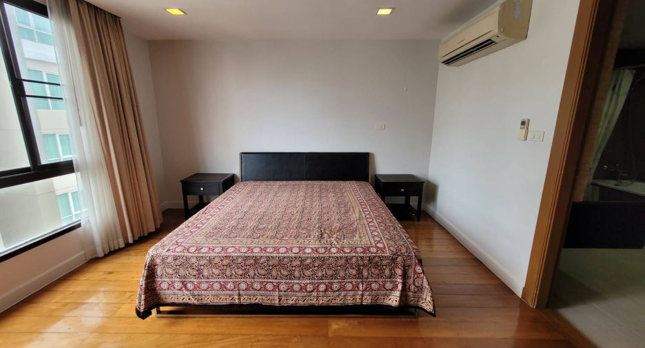 For rent 2 ベッドルーム condo in Watthana, Bangkok