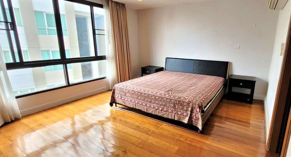 À louer 2 chambres condo à Watthana, Bangkok