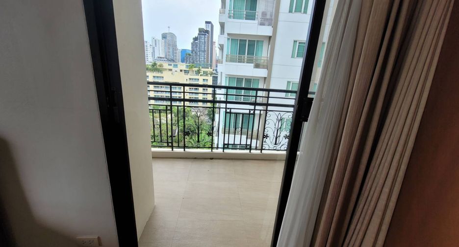 For rent 2 ベッドルーム condo in Watthana, Bangkok