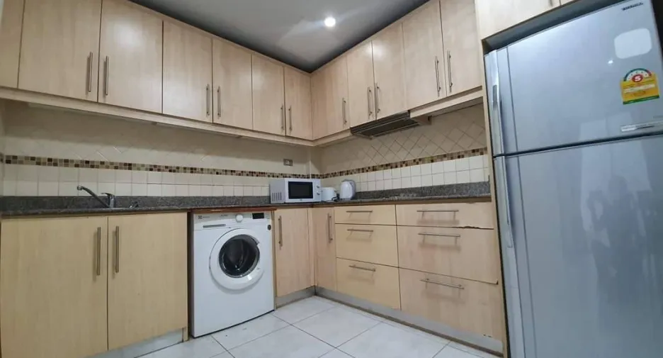 For rent 4 ベッドルーム villa in Pratumnak, Pattaya