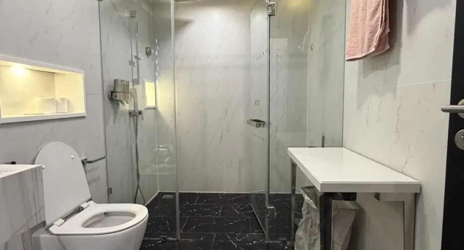 À vendre 2 chambres condo à Pratumnak, Pattaya
