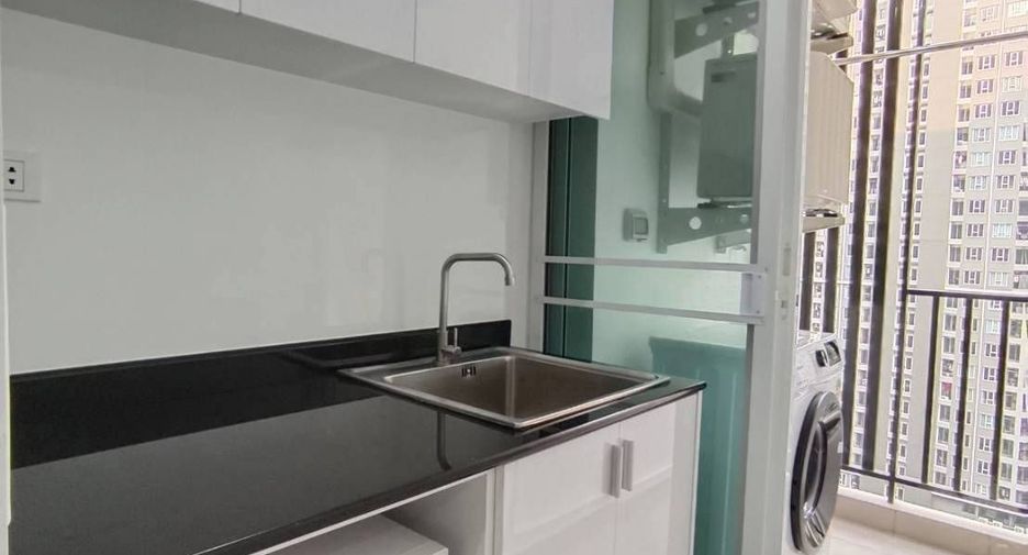 Condo en alquiler de 1 habitaciones en Bang Na, Bangkok