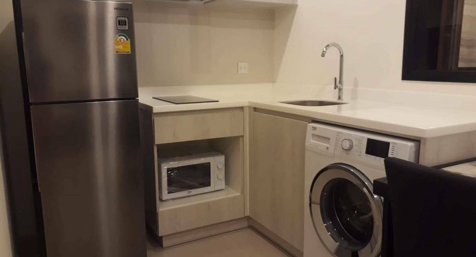 For sale 1 bed condo in Watthana, Bangkok