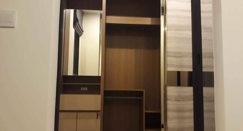 For sale 1 bed condo in Watthana, Bangkok