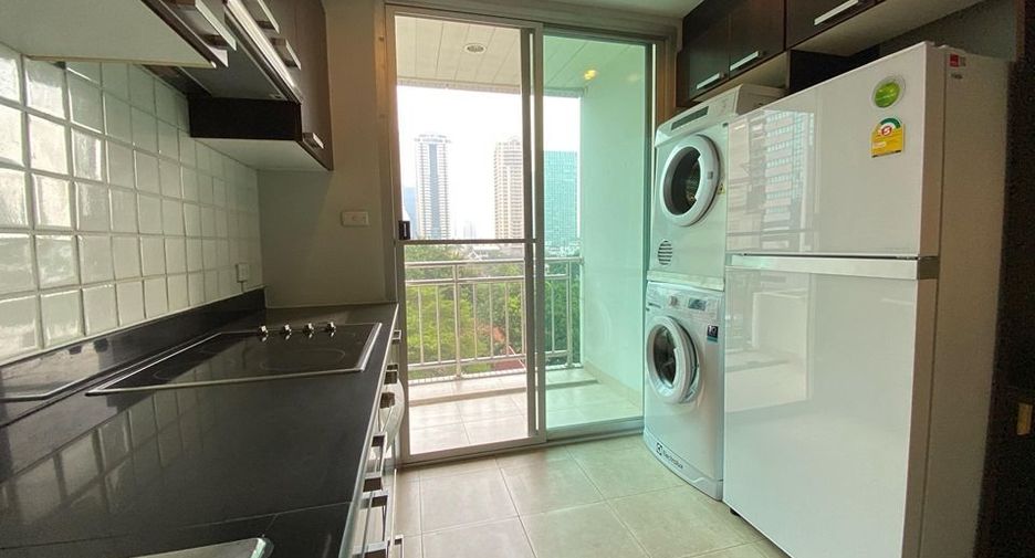 À louer 3 chambres condo à Sathon, Bangkok