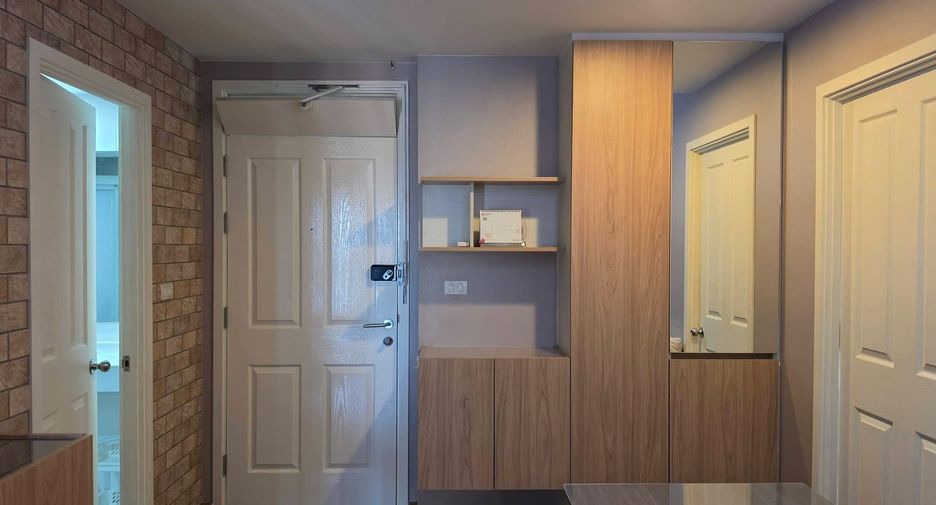 For rent 2 ベッドルーム condo in Yan Nawa, Bangkok