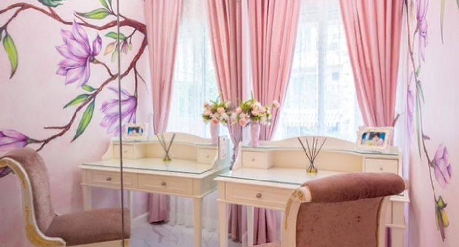 Reihenhaus zur Miete mit 4 Zimmer in Wang Thonglang, Bangkok