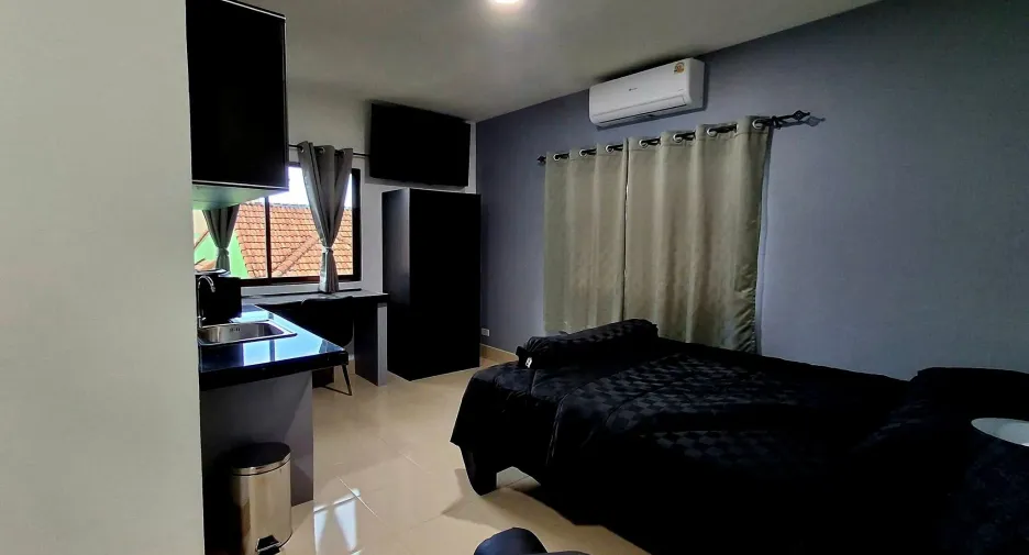 For sale 5 bedrooms apartment in Kathu, Phuket