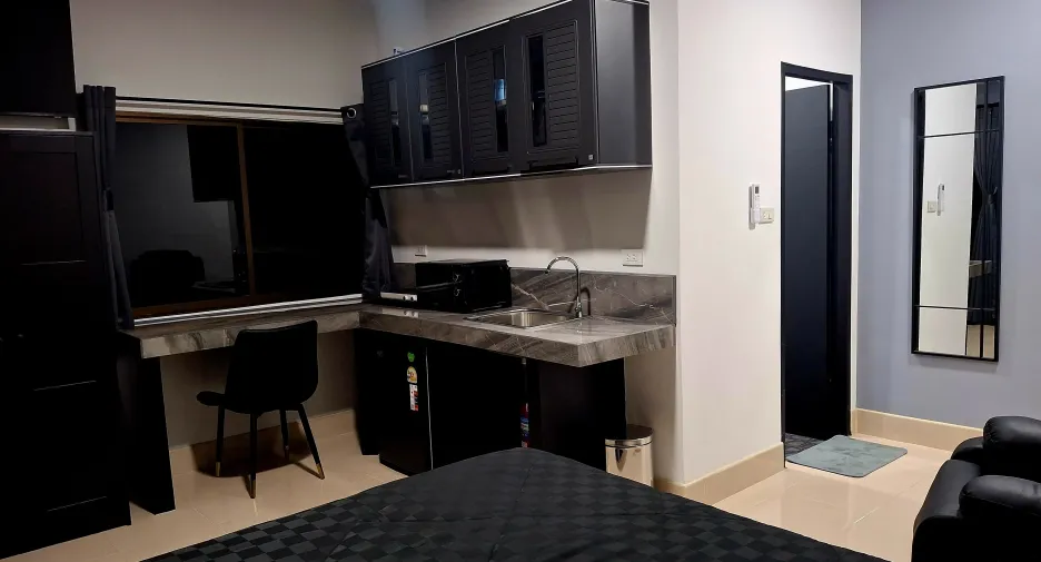 For sale 5 bedrooms apartment in Kathu, Phuket
