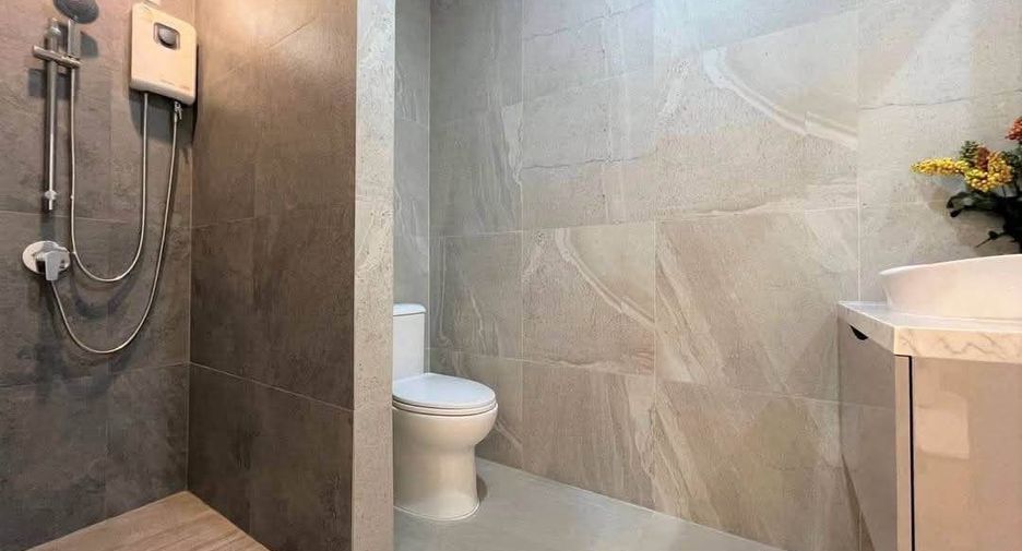 Villa en venta de 5 habitaciones en Lat Phrao, Bangkok