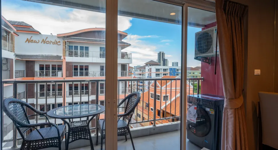 For sale studio apartment in Pratumnak, Pattaya