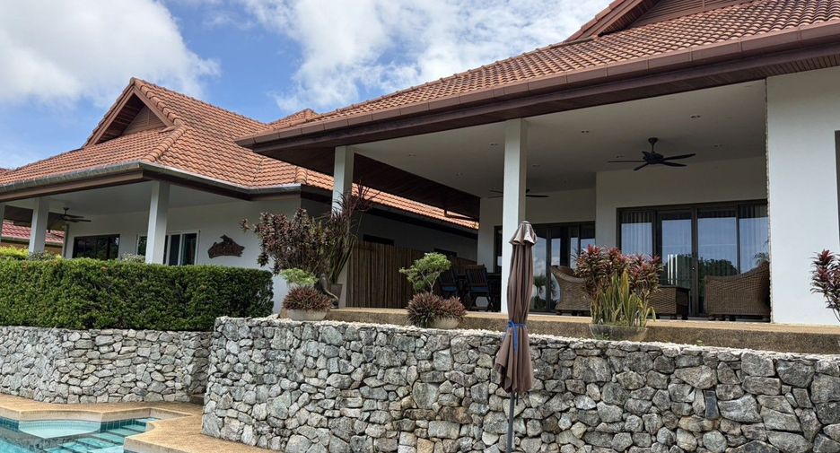 Villa en venta de 5 habitaciones en Mueang Phuket, Phuket