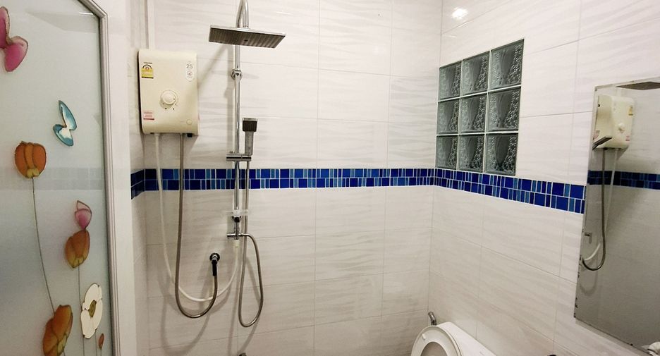 For rent 11 bedrooms hotel in San Sai, Chiang Mai