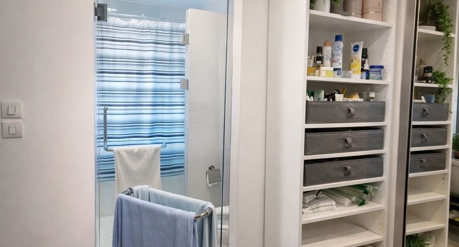 Haus zum Kauf und zur Miete mit 3 Zimmer in Saphan Sung, Bangkok