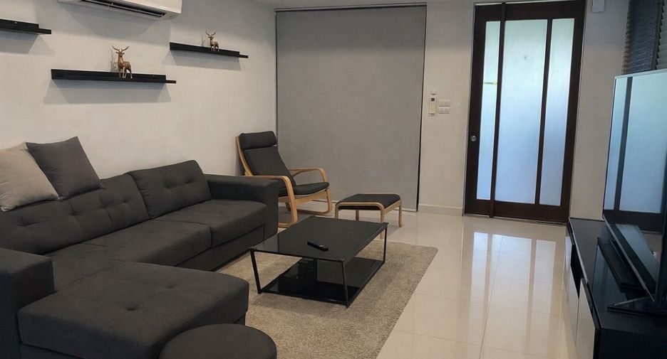 Haus zum Kauf und zur Miete mit 3 Zimmer in Saphan Sung, Bangkok