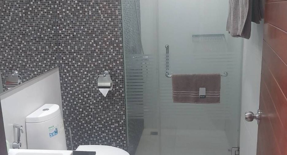 For sale 2 bedrooms condo in Pratumnak, Pattaya