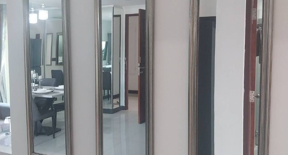 For sale 2 bedrooms condo in Pratumnak, Pattaya