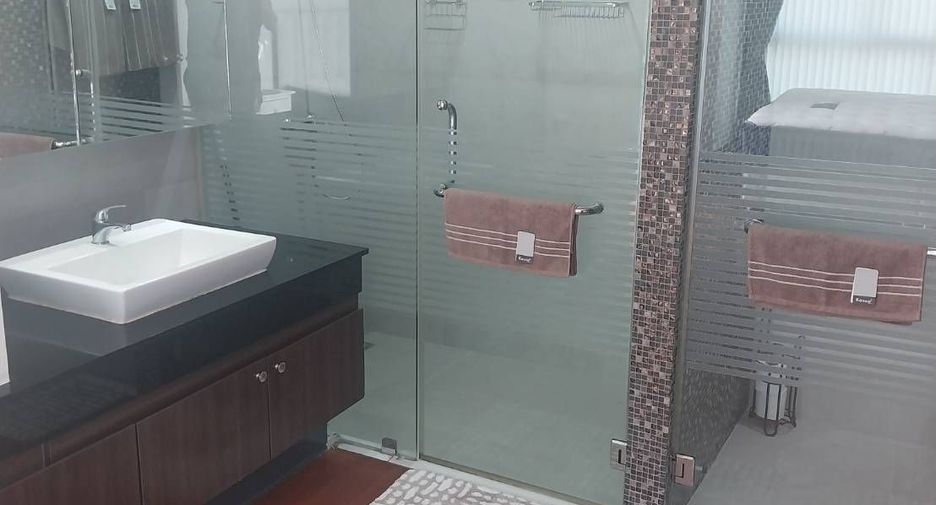 For sale 2 bedrooms condo in Pratumnak, Pattaya