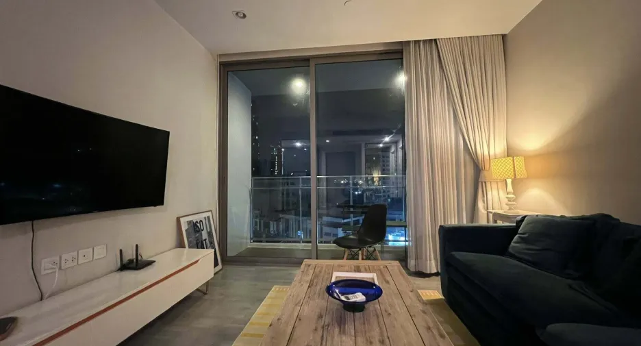 Wohnung zur Miete und zum Kauf mit 2 Zimmer in Khlong Toei, Bangkok