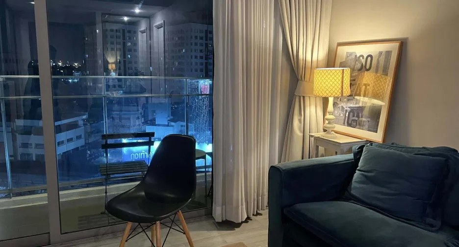 Wohnung zur Miete und zum Kauf mit 2 Zimmer in Khlong Toei, Bangkok