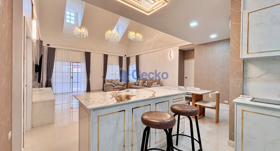 Haus zum Kauf mit 4 Zimmer in East Pattaya, Pattaya