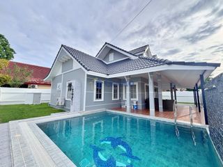 For sale 4 bedrooms house in Bang Lamung, Chonburi