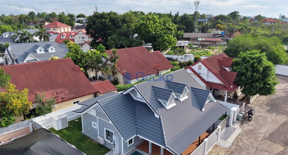 Haus zum Kauf mit 4 Zimmer in East Pattaya, Pattaya