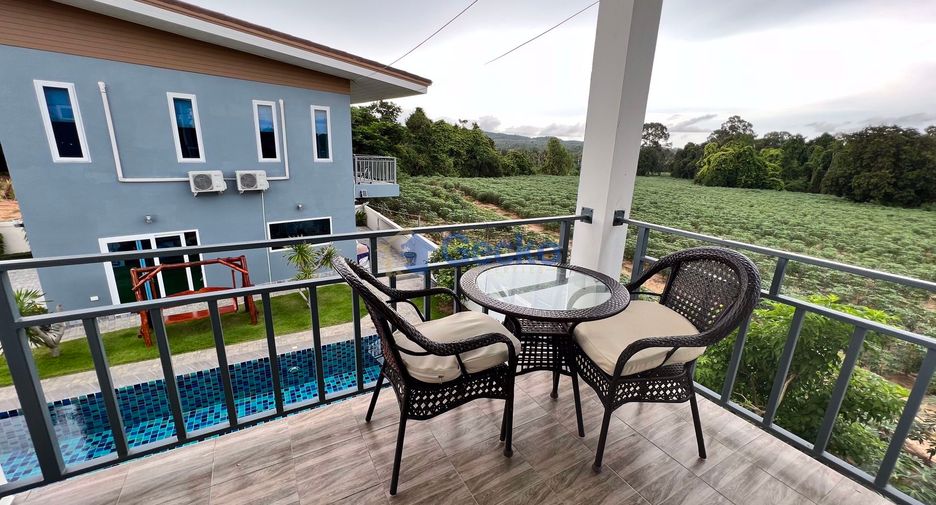 For sale 5 bedrooms house in Huay Yai, Pattaya