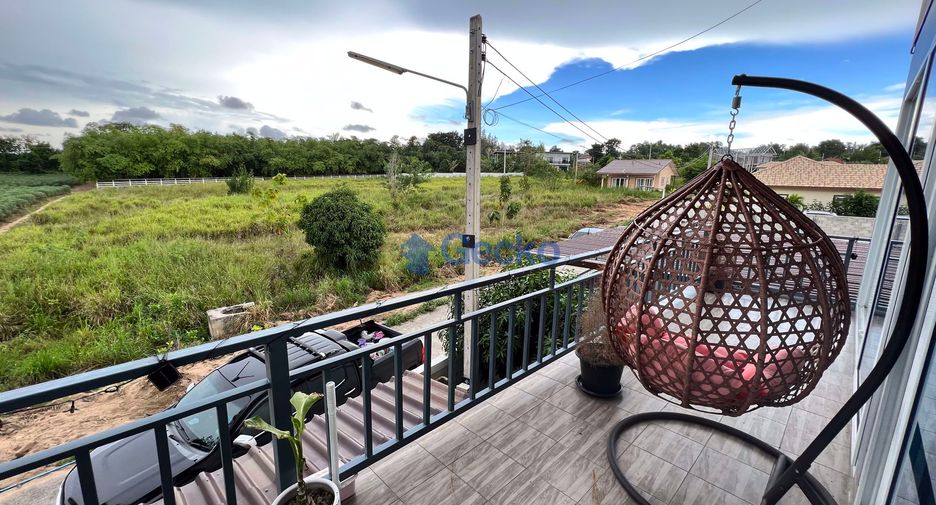 For sale 5 bedrooms house in Huay Yai, Pattaya