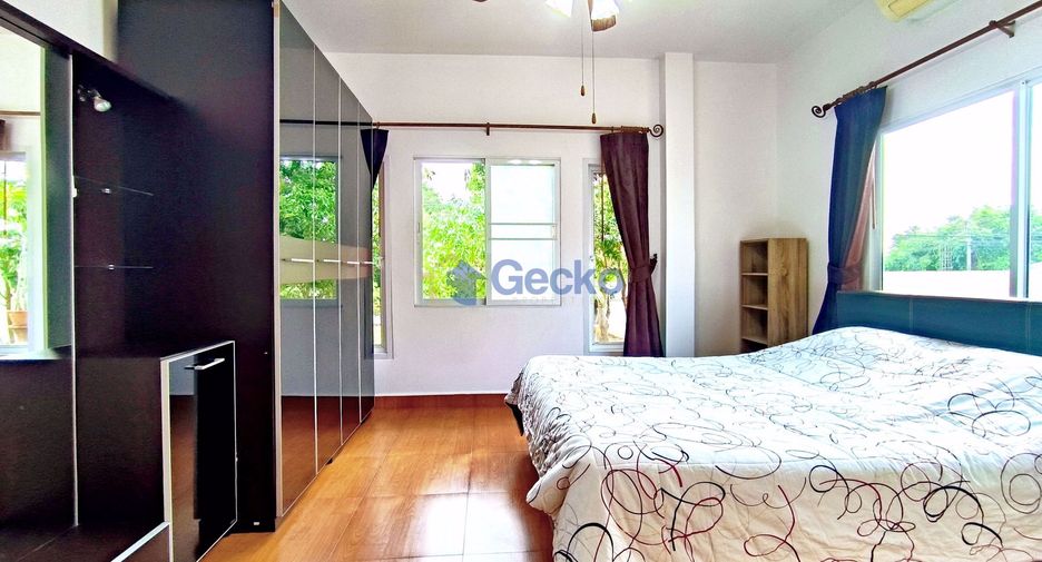 For sale 3 bedrooms house in Sattahip, Chonburi