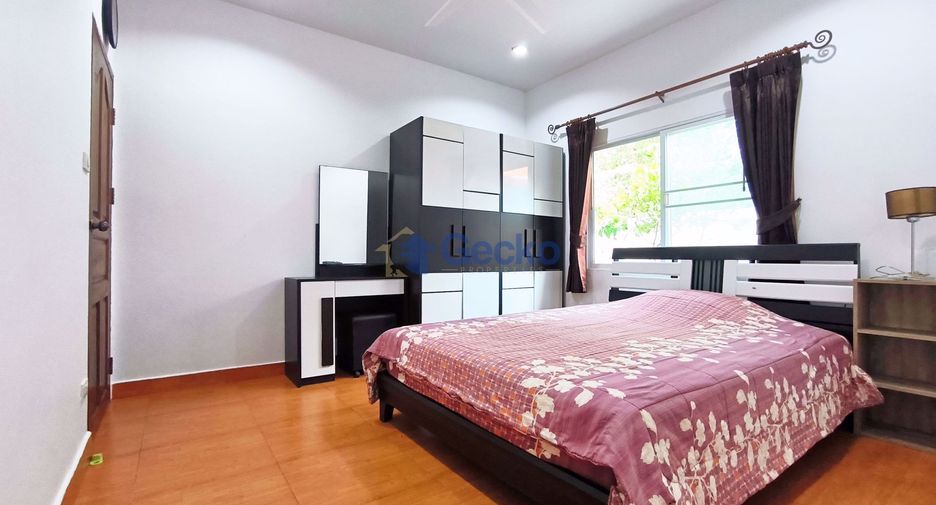 For sale 3 bedrooms house in Sattahip, Chonburi