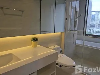 Аренда 2 спальни кондо в Патхум Щан, Бангкок